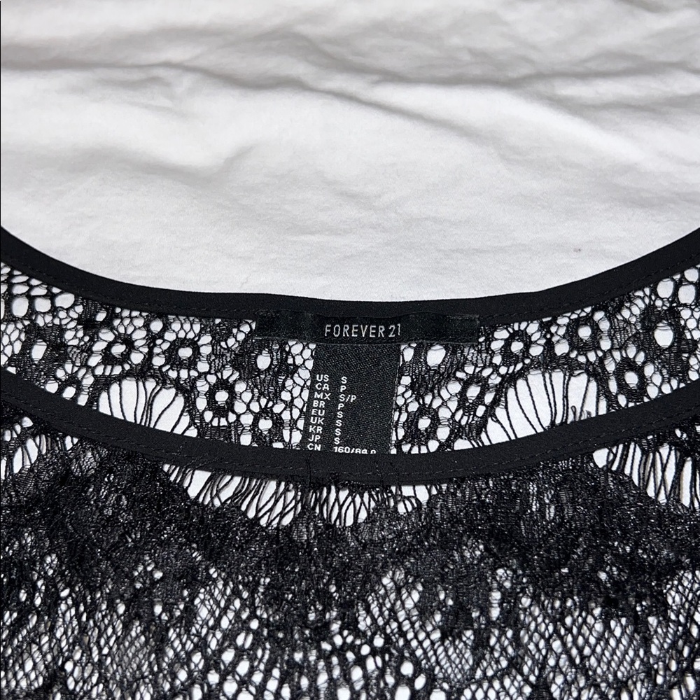 Lace Blouse - Picture 3 of 4